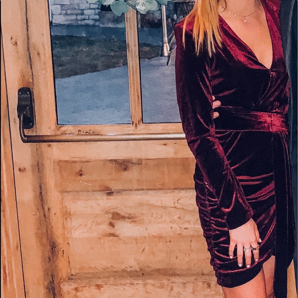 Maroon velvet dress. Great condition. Worn once
